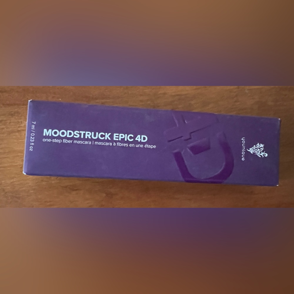 NIB Moodstruck Epic 4D Mascara